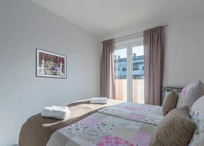 Bella With Balcony Poreč